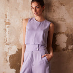 Alina_Klemm_Taillenhose_lavender_front_mood