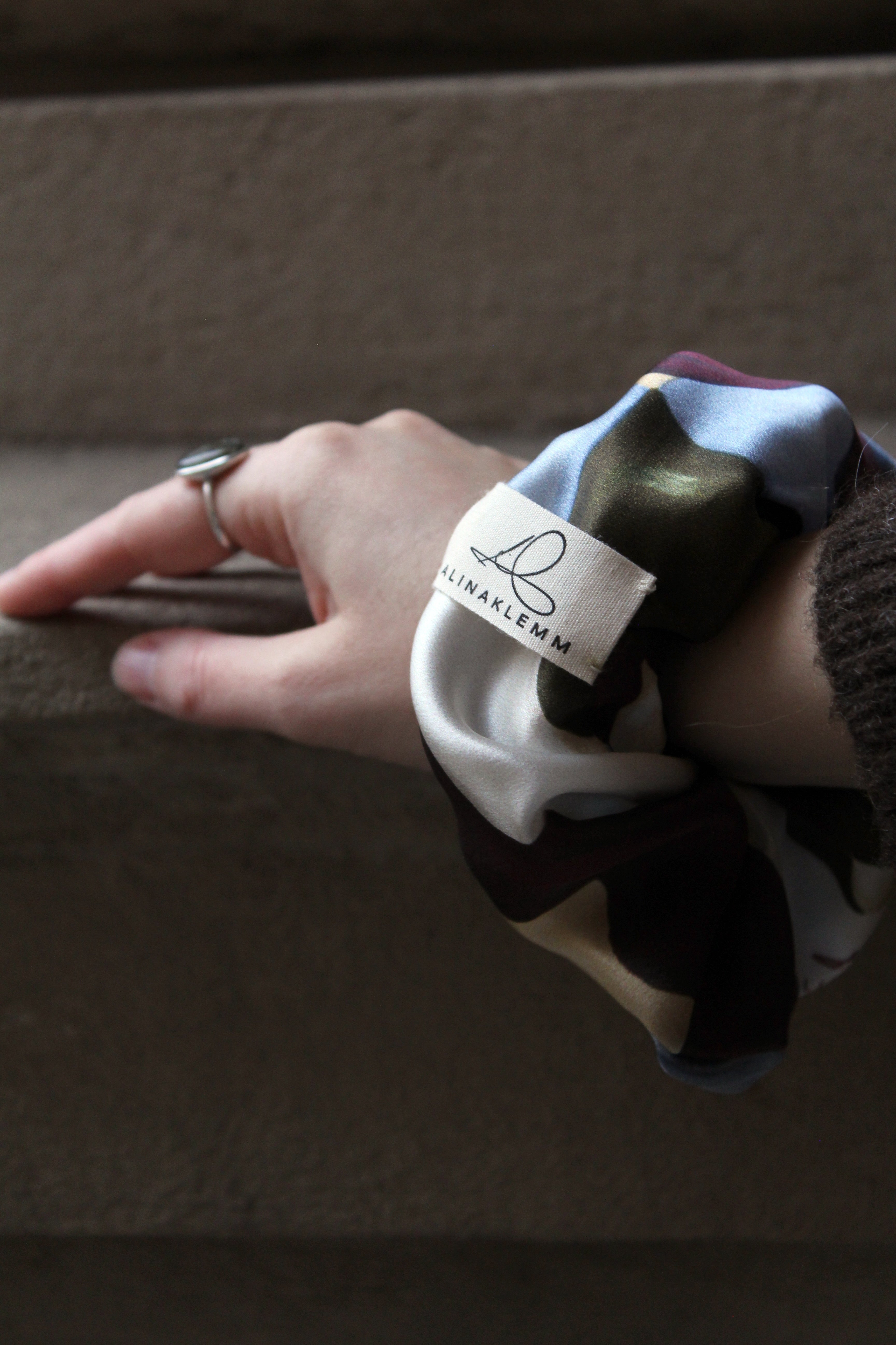 Seiden Scrunchie grün blau dunkelrot