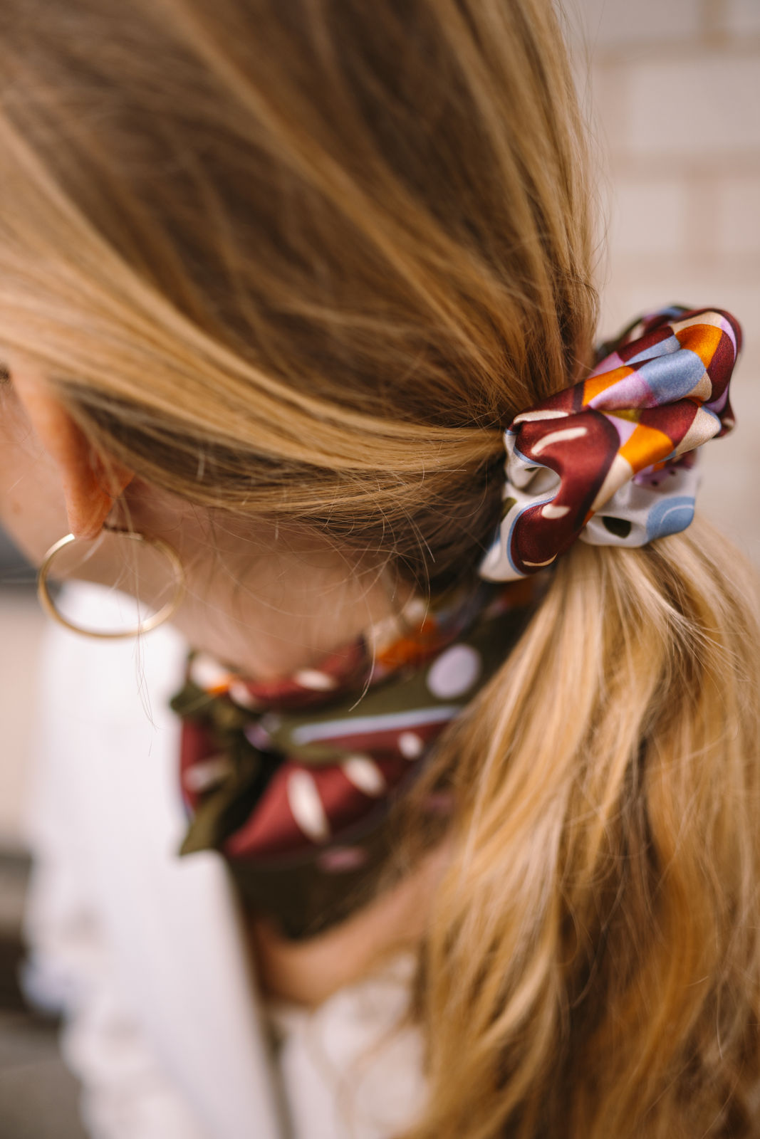 Scrunchies Seide gemustert bunt von Alina Klemm