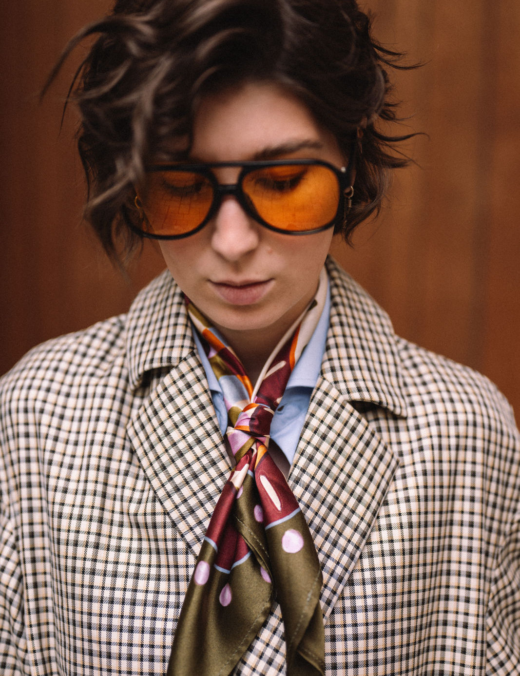 Seiden Tücher oliv Alina Klemm Detail Herbst Outfit