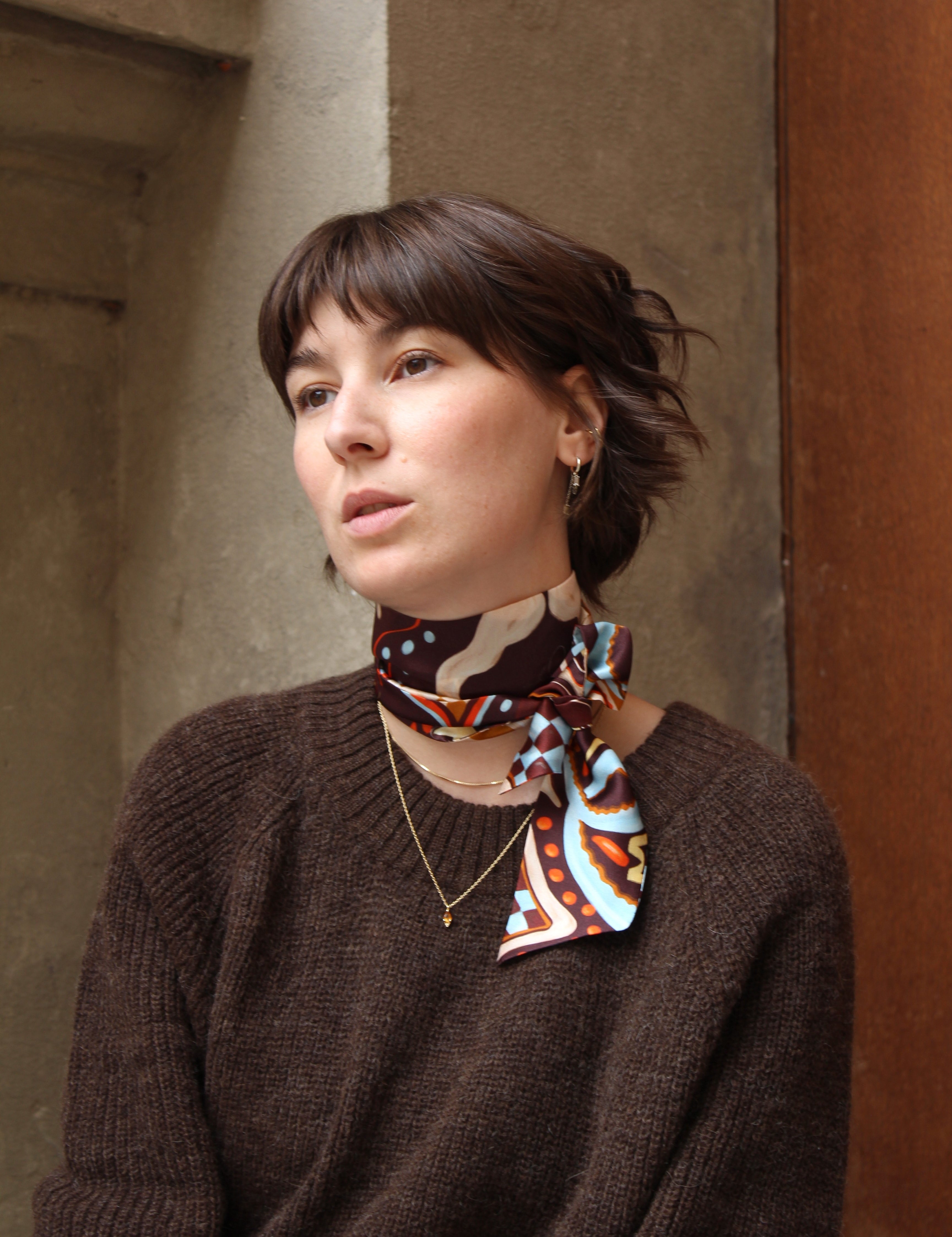 Seidenband in braun blau gemustert von Alina Klemm