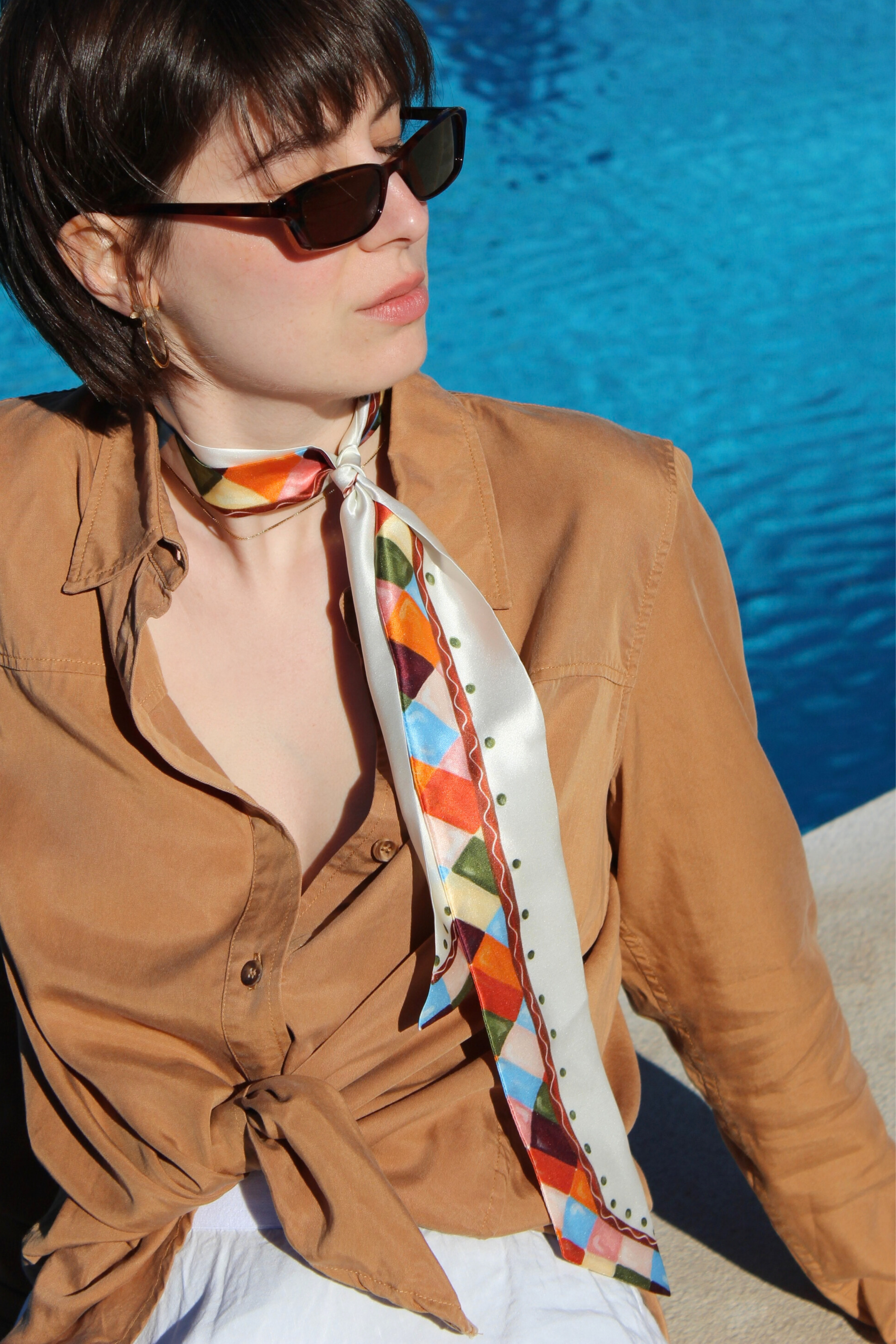 Seidenschal bunt weiss