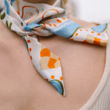 Seidenschal creme weiß blau orange von Alina Klemm