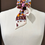 Seidenschal geknotet rosa bunt kariert