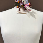 Seidenschal rosa bunt kariert Tragebild