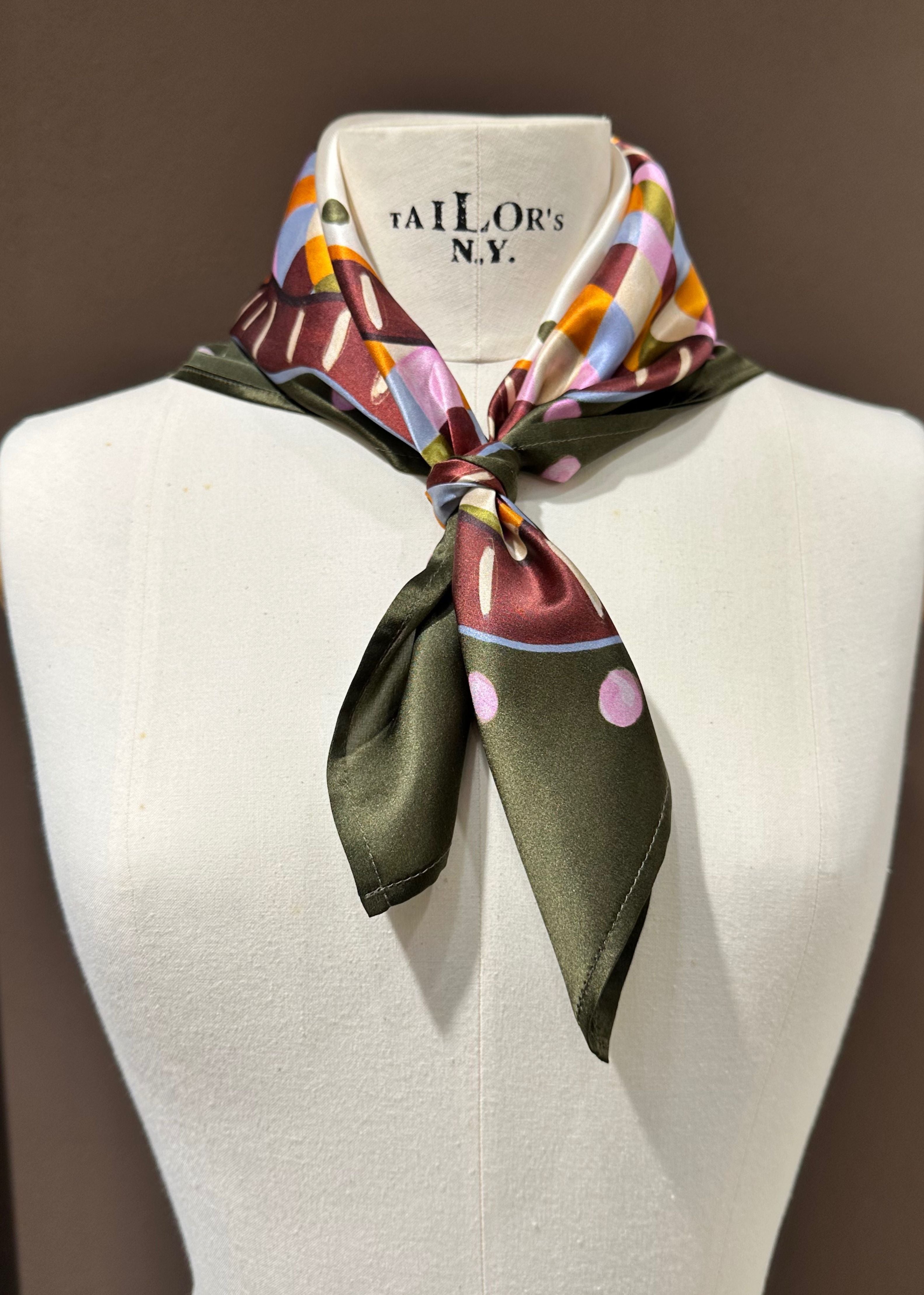 Seidentuch Dreieck oliv gruen bunt kariert