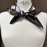 Seidentuch dunkelrot braun blau gemustert