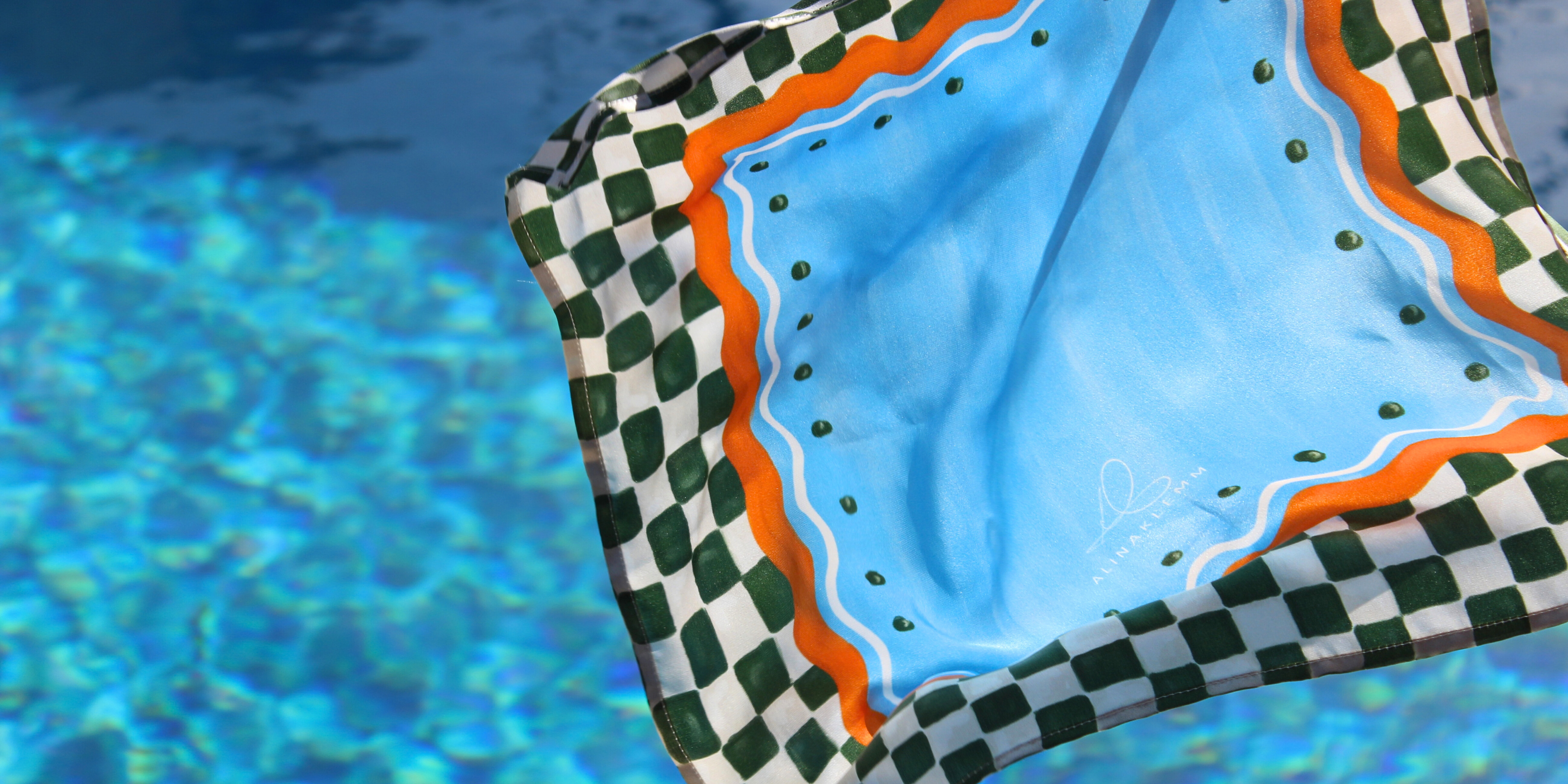 Seidentuch gruen orange blau kariert