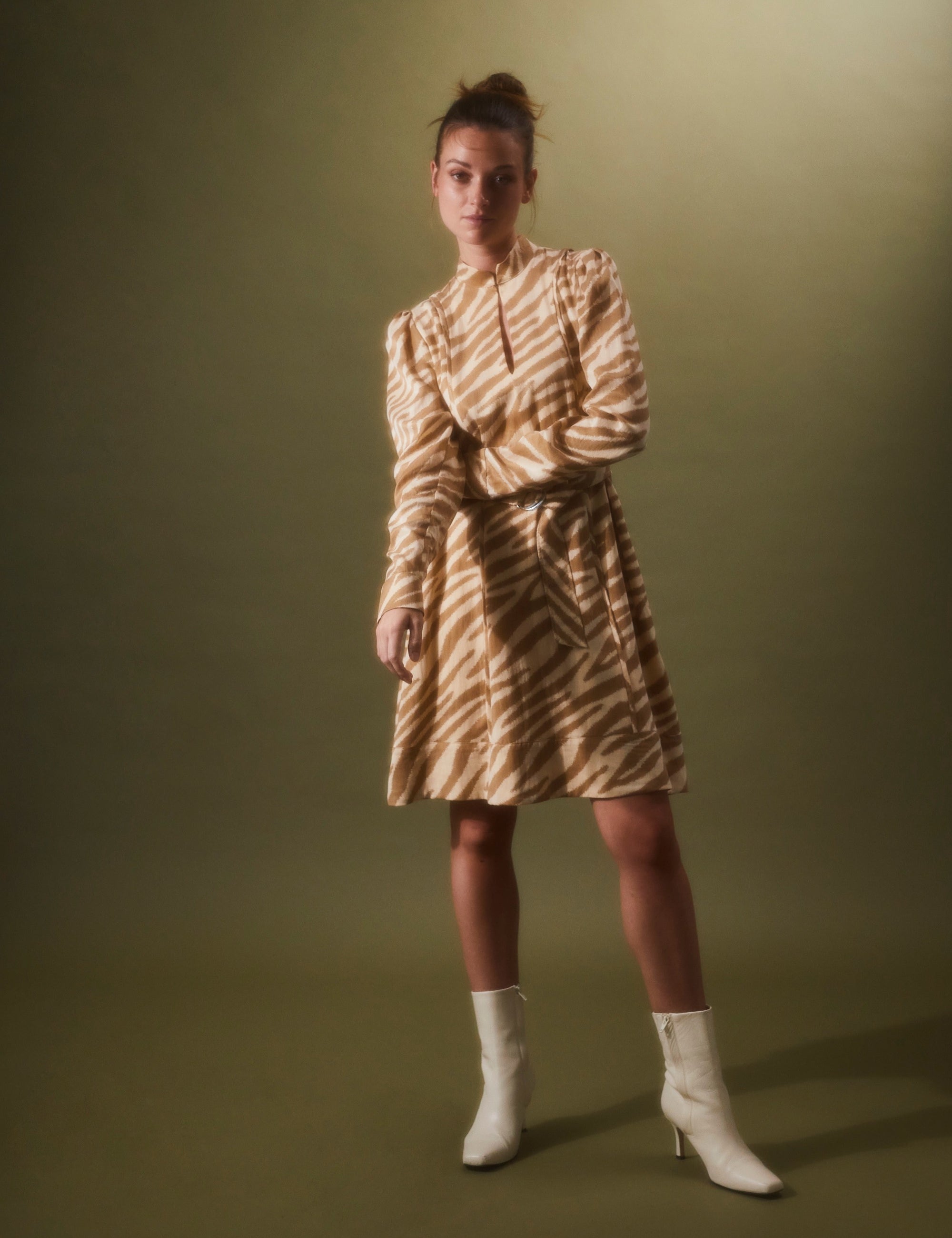 festliches Kleid animal print beige